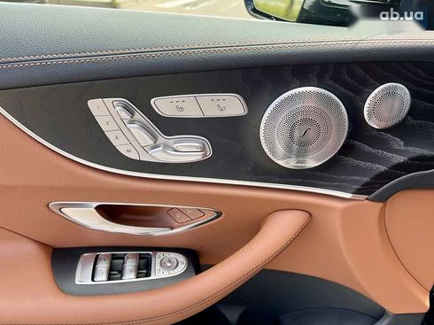 Mercedes-Benz E-Класс 2019 - фото 21