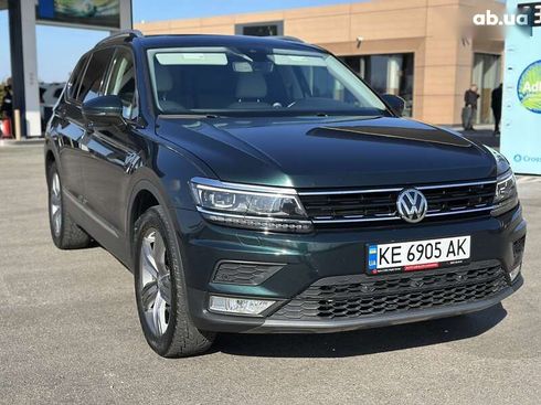 Volkswagen Tiguan 2018 - фото 19