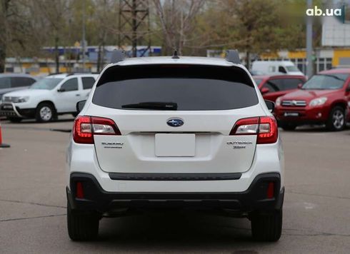 Subaru Outback 2018 - фото 7