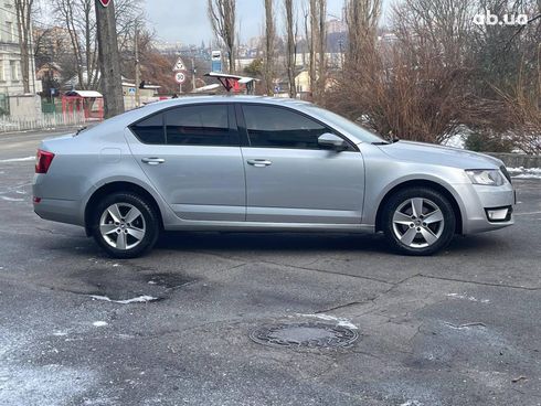 Skoda Octavia 2016 серый - фото 4