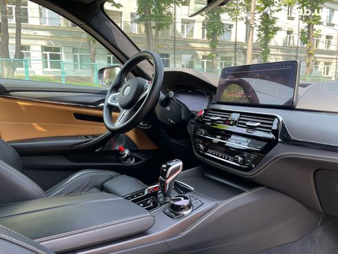 BMW M5 2022 красный - фото 45