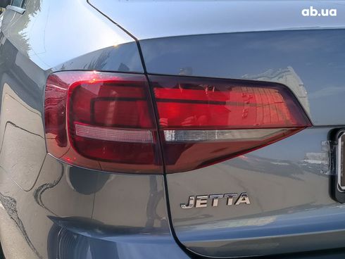 Volkswagen Jetta 2017 серый - фото 11