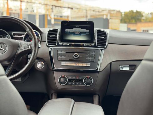 Mercedes-Benz GLE-Class 2016 белый - фото 56