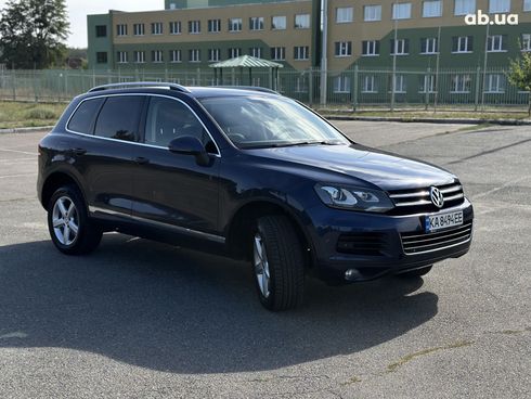 Volkswagen Touareg 2012 серый - фото 14