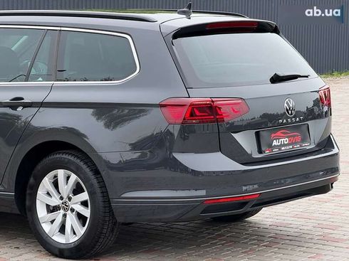 Volkswagen Passat 2020 - фото 21