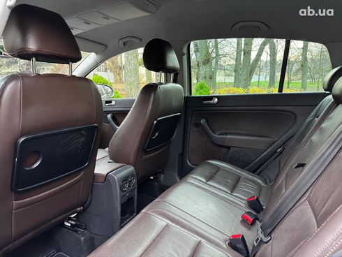 Volkswagen Golf Plus 2011 коричневый - фото 21