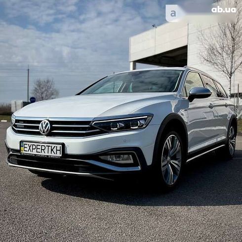 Volkswagen passat alltrack 2019 - фото 8