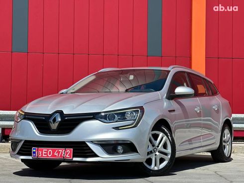 Renault Megane 2017 - фото 7