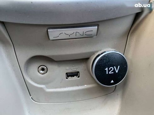 Ford Fiesta 2018 - фото 27
