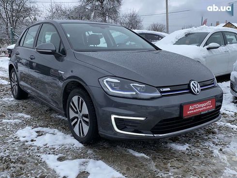 Volkswagen e-Golf 2019 - фото 15