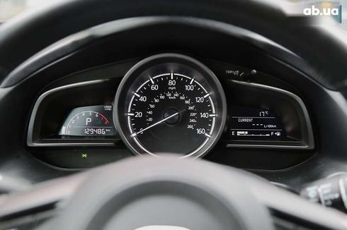 Mazda 3 2017 - фото 17