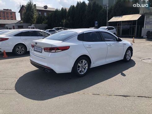 Kia K5 2017 - фото 4