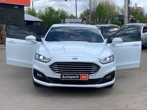 Ford Mondeo 2019 белый - фото 15
