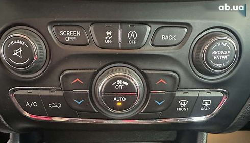 Jeep Cherokee 2016 - фото 25