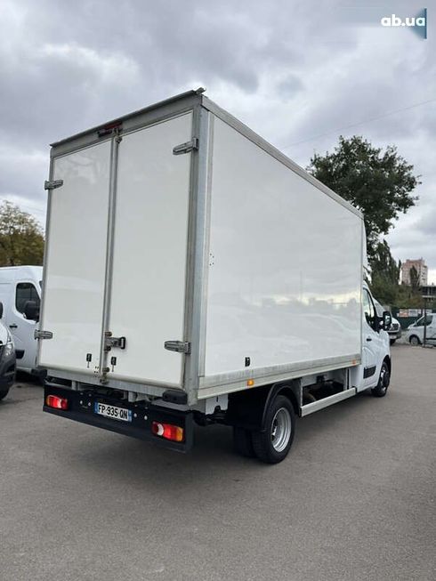 Renault Master 2020 - фото 11