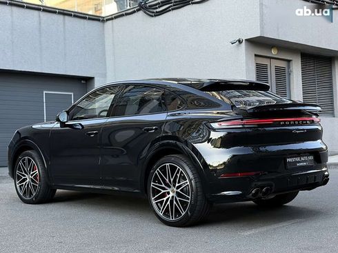 Porsche Cayenne Coupe 2024 - фото 26