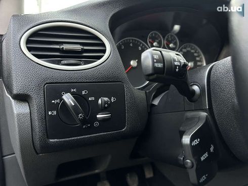 Ford Focus 2007 - фото 22