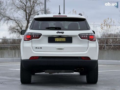 Jeep Compass 2021 - фото 20
