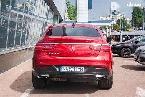 Mercedes-Benz GLE-Class 2017 - фото 4