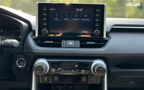 Toyota RAV4 2019 - фото 17