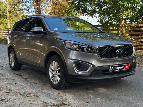 Kia Sorento 2016 серый - фото 3