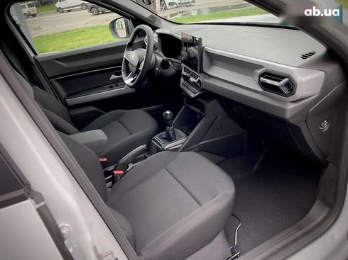Renault Duster 2024 - фото 10