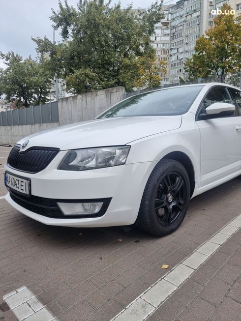 Skoda Octavia 2013 белый - фото 8