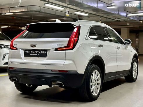 Cadillac XT4 2022 - фото 16
