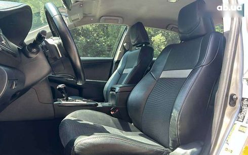 Toyota Camry 2012 - фото 11