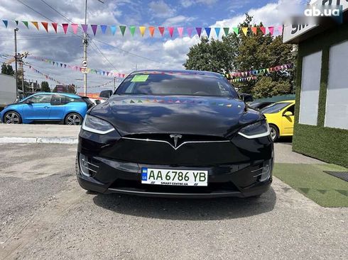 Tesla Model X 2019 - фото 6