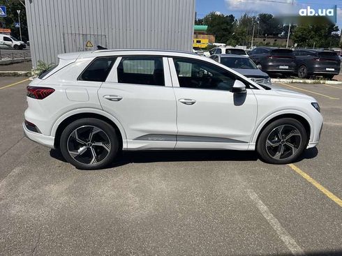Audi Q4 e-tron 2025 - фото 8