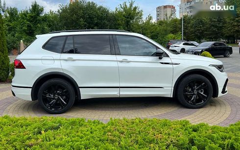Volkswagen Tiguan 2022 - фото 8
