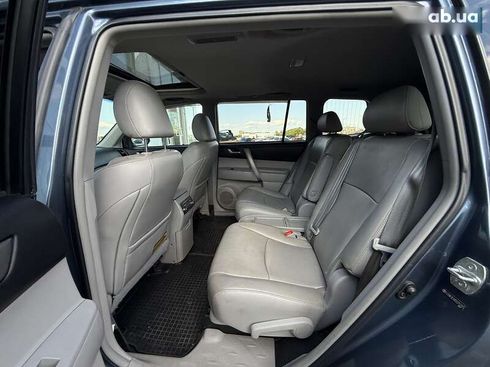 Toyota Highlander 2013 - фото 18