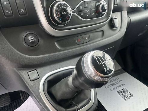 Renault Trafic 2021 - фото 16