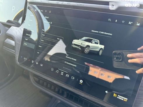 Rivian R1T 2023 - фото 16