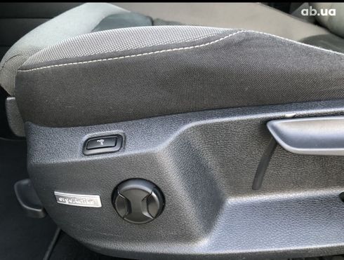 Volkswagen Golf 2018 - фото 8