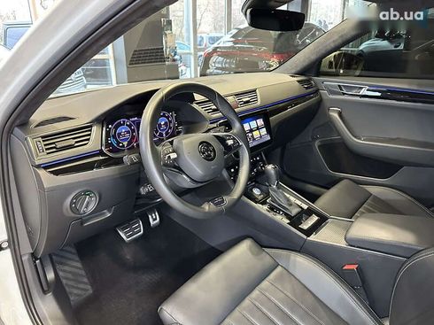 Skoda Superb 2021 - фото 24