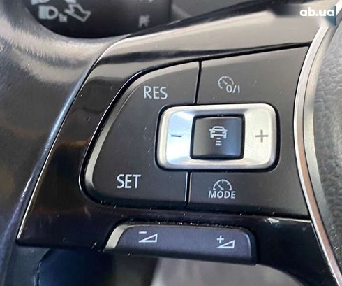 Volkswagen Passat 2015 - фото 14