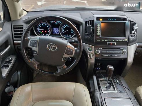 Toyota Land Cruiser 2008 - фото 21