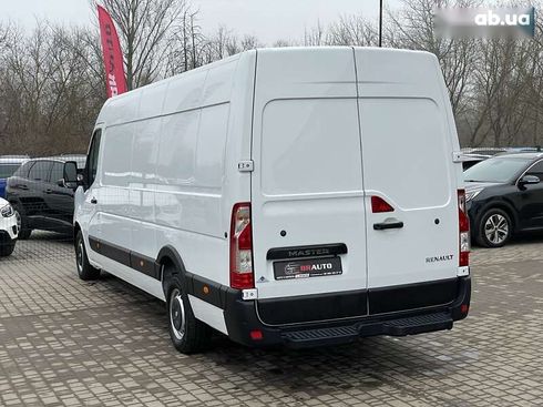 Renault Master 2022 - фото 20