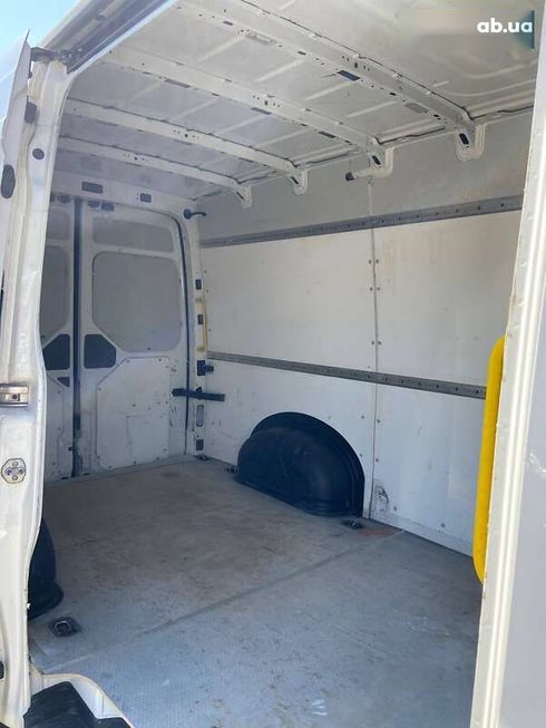 Volkswagen Crafter 2018 - фото 14