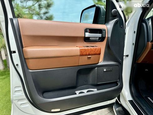 Toyota Sequoia 2020 - фото 13