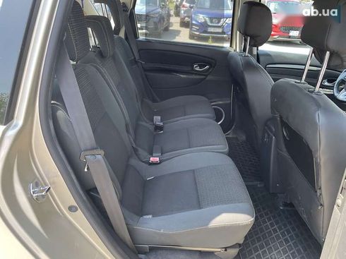 Renault Scenic 2010 - фото 17