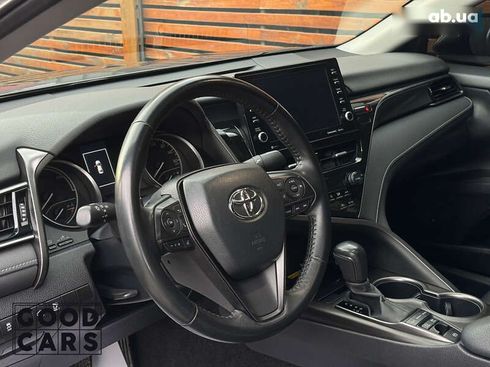 Toyota Camry 2023 - фото 12