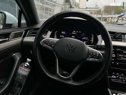 Volkswagen Passat 2021 - фото 21