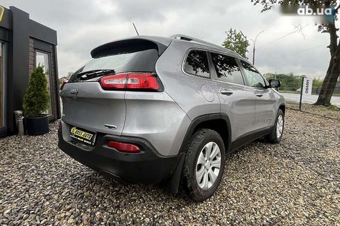 Jeep Cherokee 2017 - фото 6