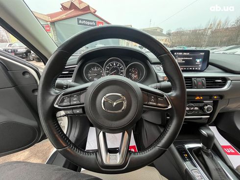 Mazda 6 2017 белый - фото 36