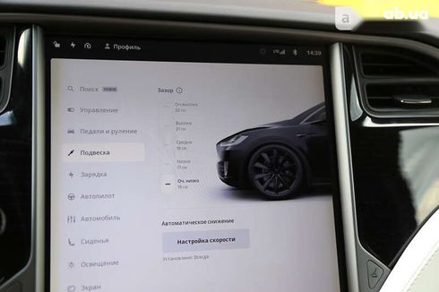 Tesla Model X 2019 - фото 18