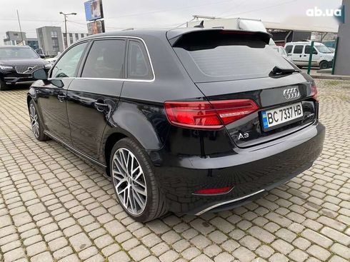 Audi A3 2018 - фото 6