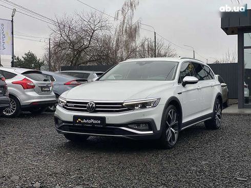 Volkswagen passat alltrack 2020 - фото 6